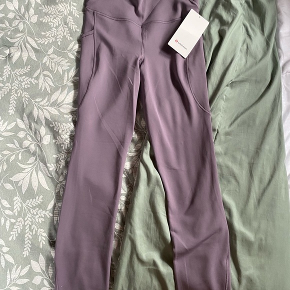NWOT Lululemon Fast and Free HR Fleece Tights 22” size 6 - Picture 2 of 3